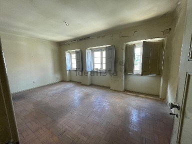 São Miguel do Rio Torto e Rossio ao Sul do Tejo, Rua Almirante Reis, 21