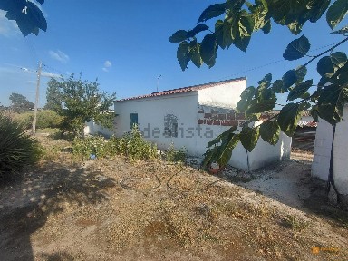 Moradia independente à venda em Fajarda