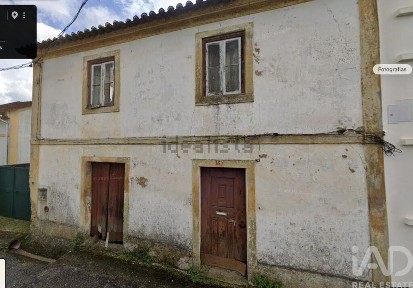 Moradia em banda à venda em Tramagal