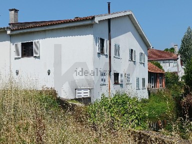 Casa ou moradia à venda na Rua Doutor Roberto Alves, 21