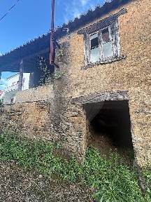 Moradia independente à venda em Paio Mendes
