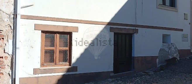 Apartamento T0 à venda em Nazaré