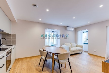 Apartamento T1 à venda na Rua Barão de Viamonte n59