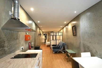 Moradia independente à venda na Zona Histórica - Beira-Mar