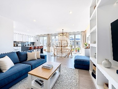 Apartamento T4 à venda na Avenida Mestre António Duarte