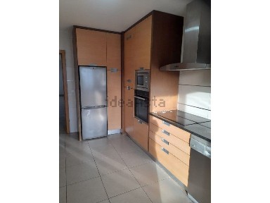 Apartamento T3 à venda em Marrazes e Barosa