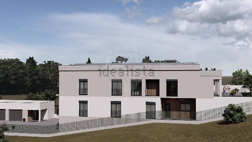 Apartamento T2 à venda na Rua da Rapoula