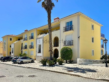 Apartamento T2 à venda na Rua Jósefa de Obidós, 6
