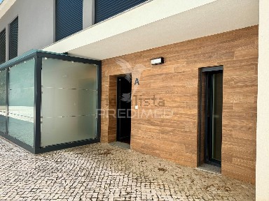 Apartamento T3 à venda em Zona Nossa Senhora de Fátima