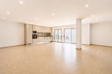 Apartamento T3 à venda em Nazaré