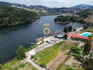 Moradia independente à venda em Fornos
