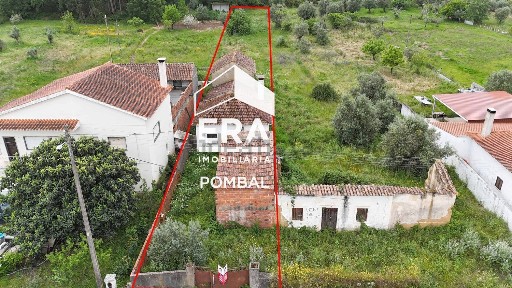 Moradia independente à venda em Freixianda