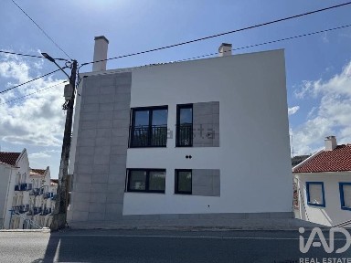 Apartamento T1 à venda em Nazaré
