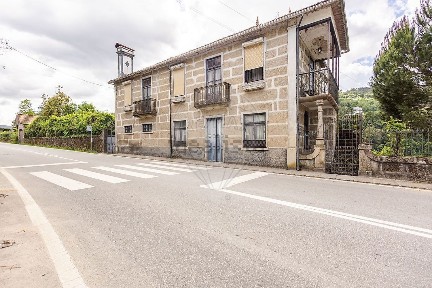 Quinta à venda em Santa Maria de Sardoura
