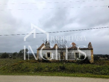 Moradia independente à venda em São Vicente do Paul