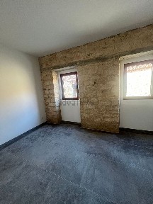 Apartamento T1 à venda na Estrada Principal, 2