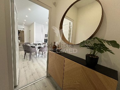 Apartamento T3 à venda na Rua Almirante Cândido Reis