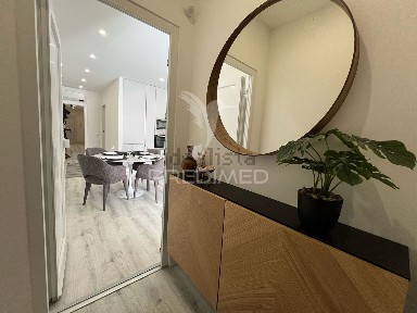 Apartamento T3 à venda na Rua Almirante Cândido Reis