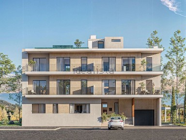 Apartamento T3 à venda na Praia da Consolação