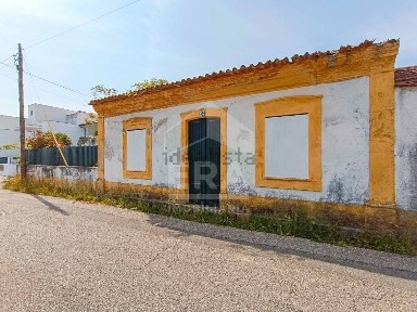 Casa ou moradia à venda em Aradas