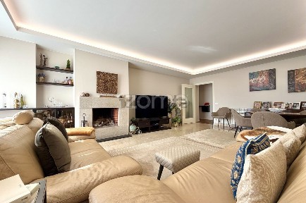 Apartamento T4 à venda na Rua de Olivença, 1 b