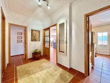 Apartamento T3 à venda na Rua Dona Isabel de Castela, 15