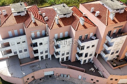 Apartamento T3 à venda na Rua Doutor António Duarte Pimpão, 33