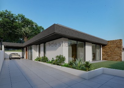 Moradia geminada à venda em São João da Madeira