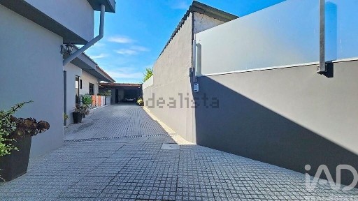 Moradia geminada à venda em Avanca