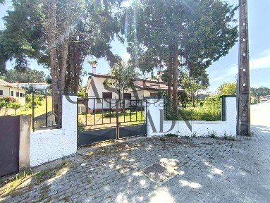 Moradia independente à venda em Espinhel