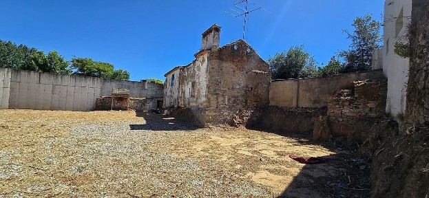 Moradia independente à venda em São Miguel do Rio Torto e Rossio ao Sul do Tejo