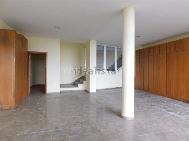 Espaço comercial à venda em Bobadela