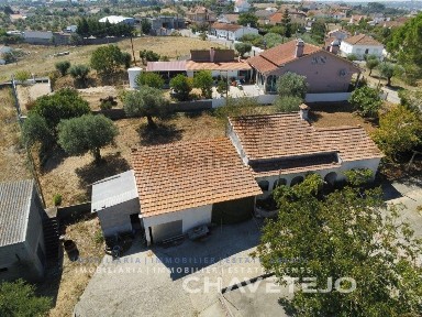 Quinta à venda em Tomar e Santa Maria dos Olivais