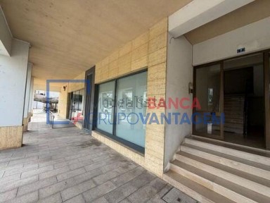 Espaço comercial à venda em Góis