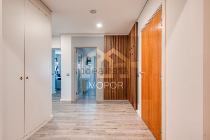 Duplex à venda na Praia