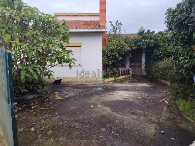 Moradia independente à venda em Esgueira