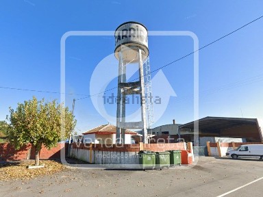 Armazém à venda na Rua da Carriça, 312
