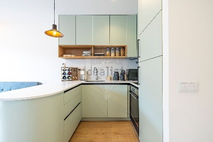 Apartamento T0 à venda na Rua Francisco Pereira da Silva