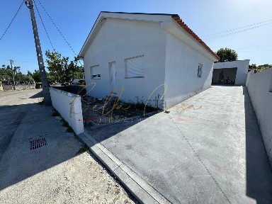 Moradia independente à venda em Santo André de Vagos