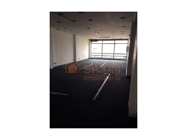 Espaço comercial à venda na Rua Câmara Pestana