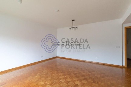 Andar de moradia à venda na Rua da Farrapa s/n