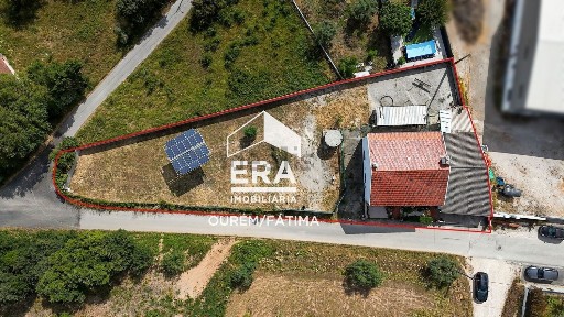 Moradia independente à venda em Atouguia