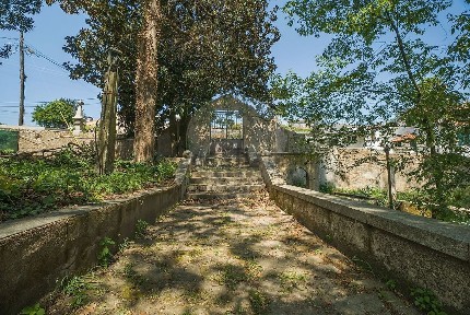 Palácio à venda na Rua Bento Landureza