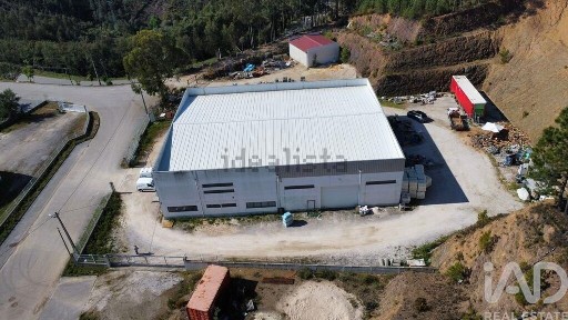 Espaço comercial à venda em Alvares