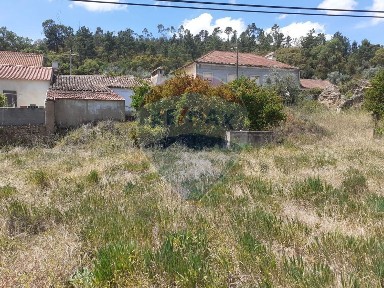 Moradia independente à venda em Rio de Moinhos