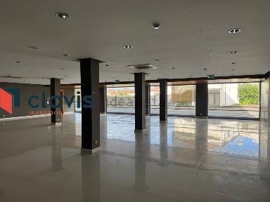 Armazém à venda na Rua Conselheiro Costa Soares, 33