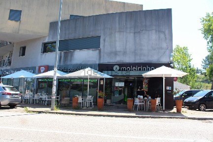 Espaço comercial à venda em Cernache