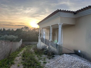 Além da Ribeira e Pedreira, Pedreira