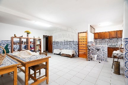 Apartamento T4 à venda na Rua de Berlim