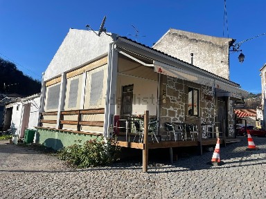 Avô, Rua Viriato Trágico